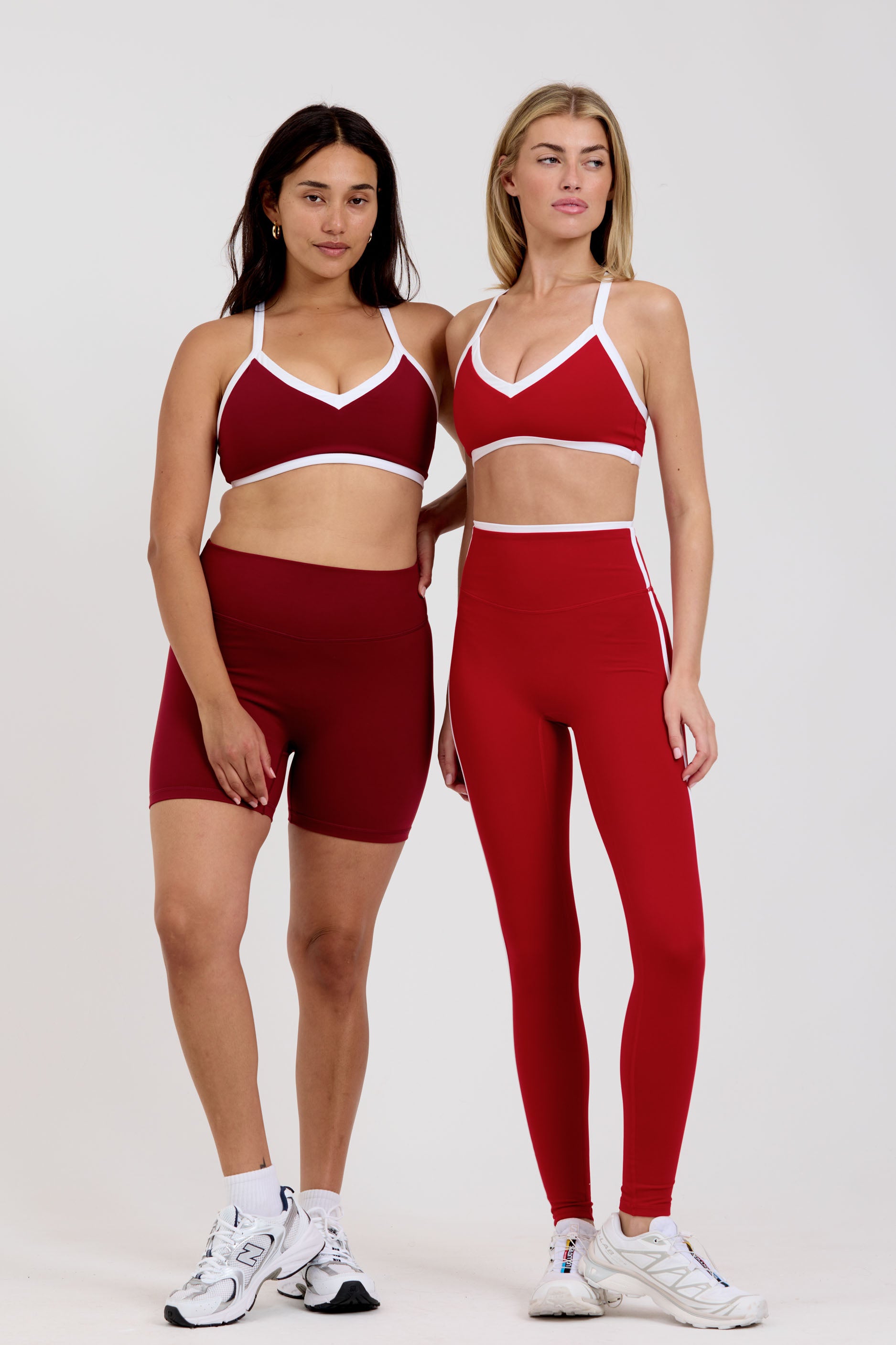 Reversible V Neck Bra Cherry/White Sweetheart/White