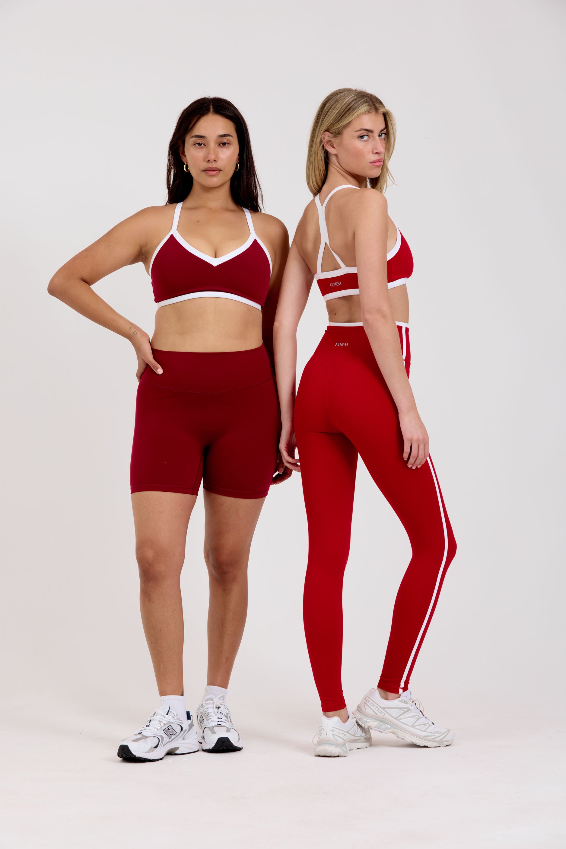 Reversible V Neck Bra Cherry/White Sweetheart/White