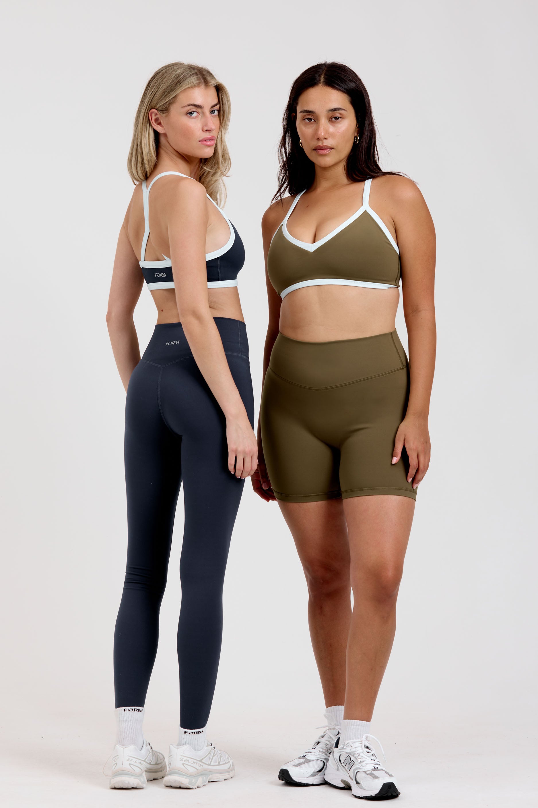 Reversible V Neck Bra Navy/Dolphin Palm/Dolphin