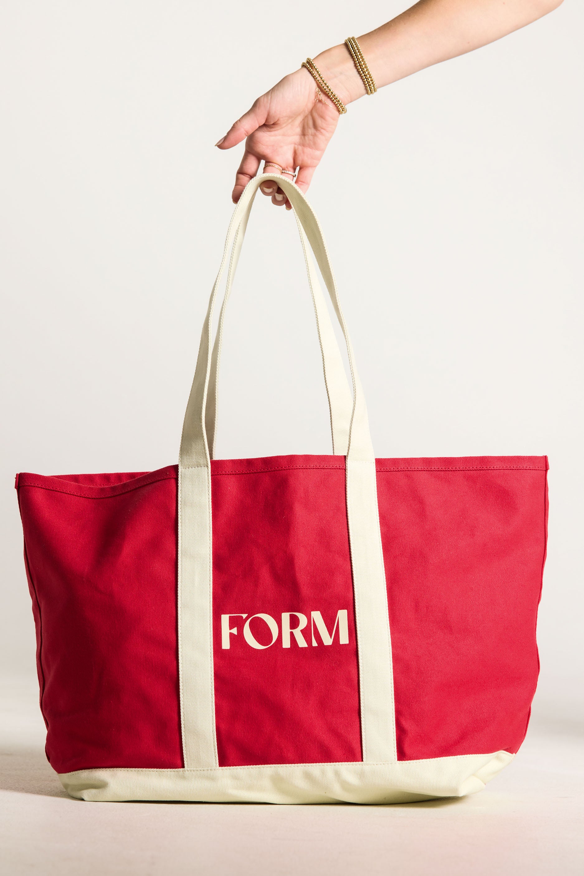 FORM Tote Bag Cherry