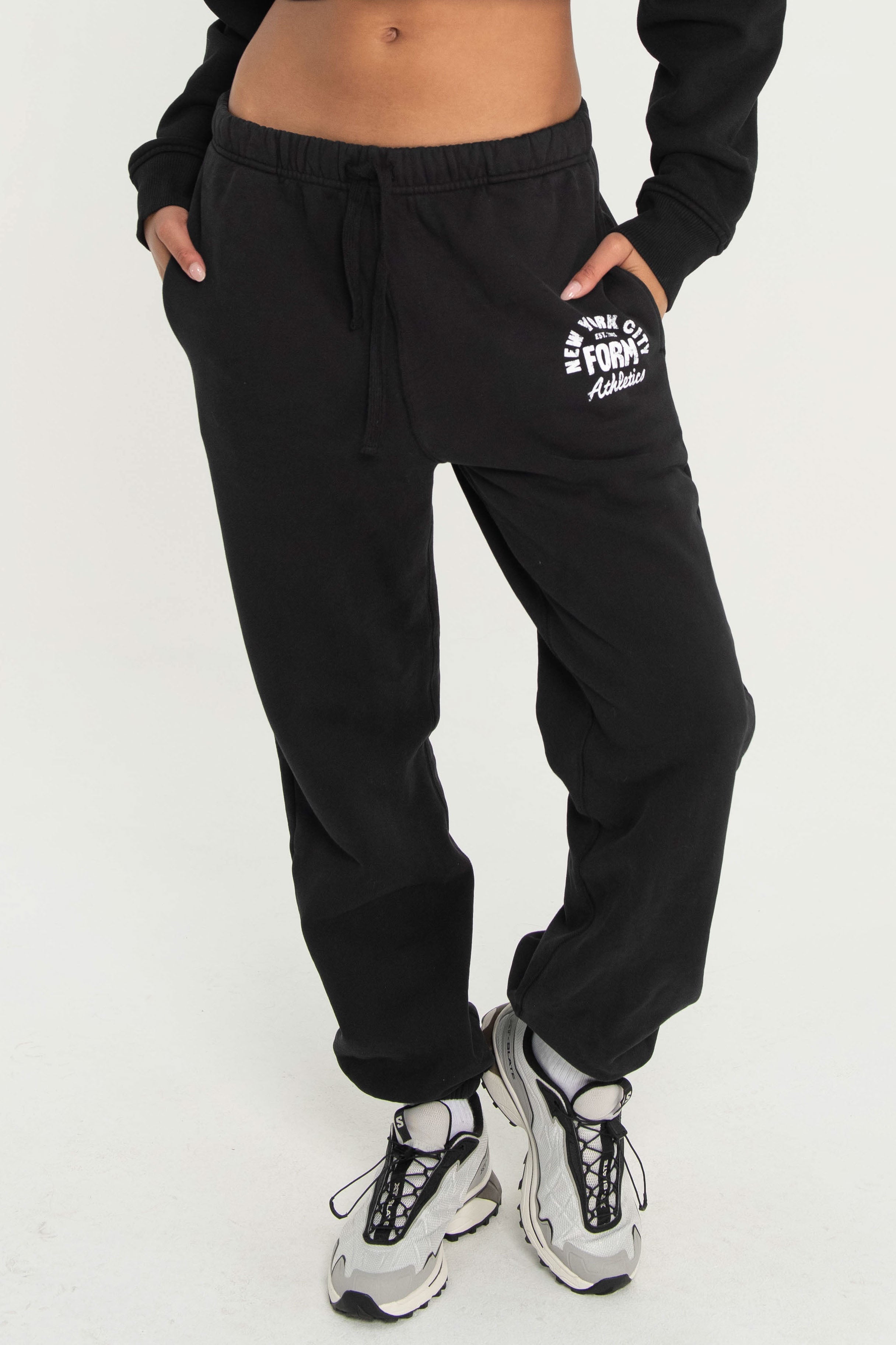 FORM Joggers Black