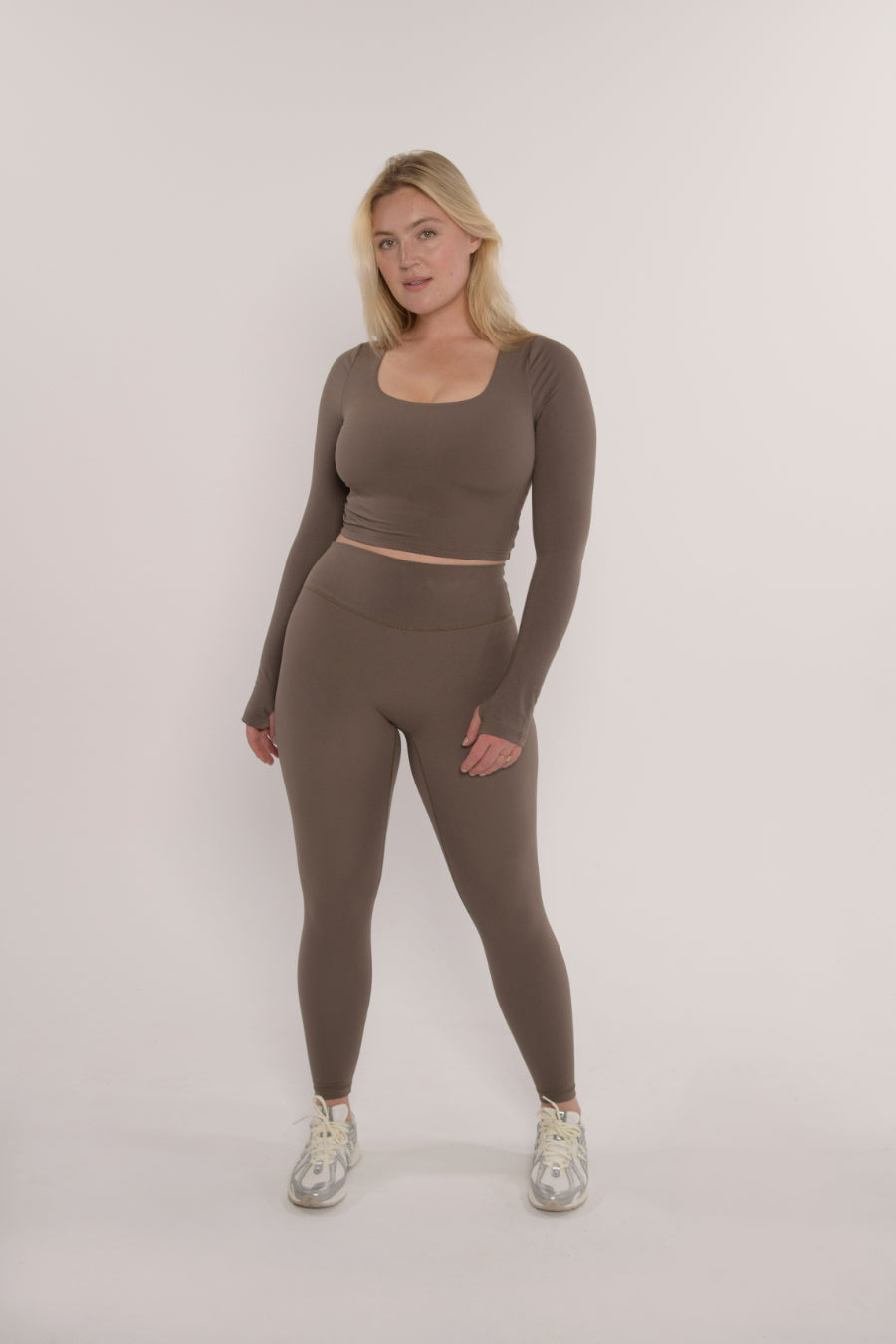 Square Long Sleeve Walnut