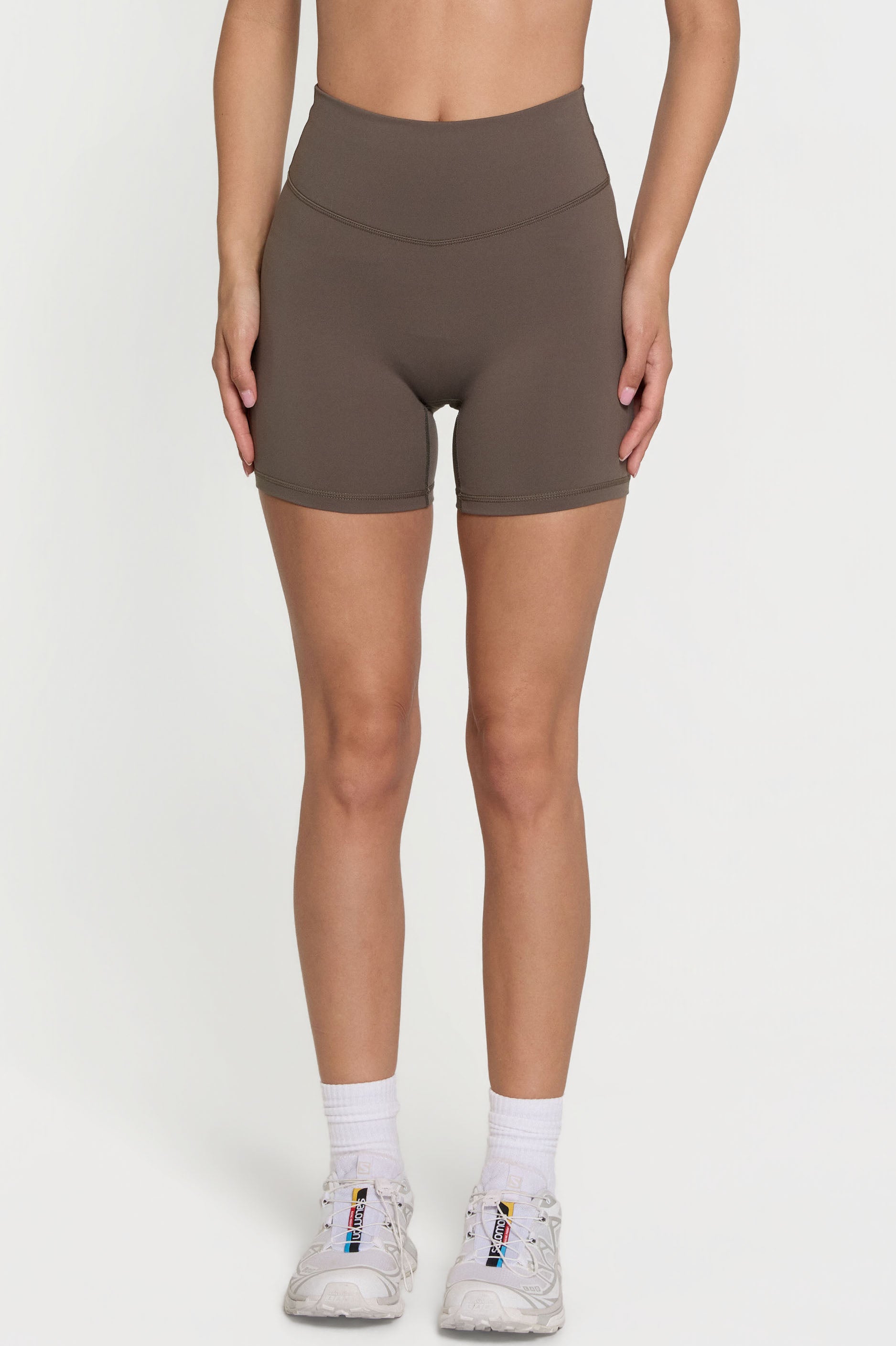 Core Shorts Walnut