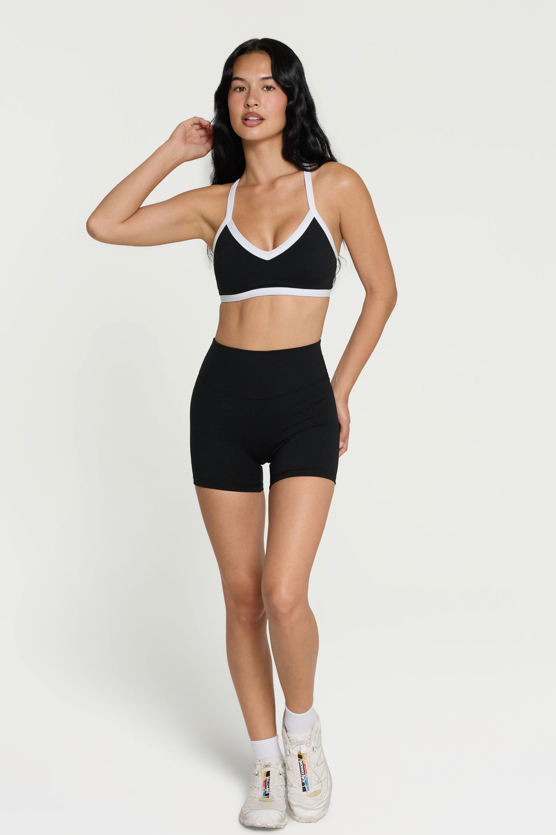 V Neck Bra Black/White