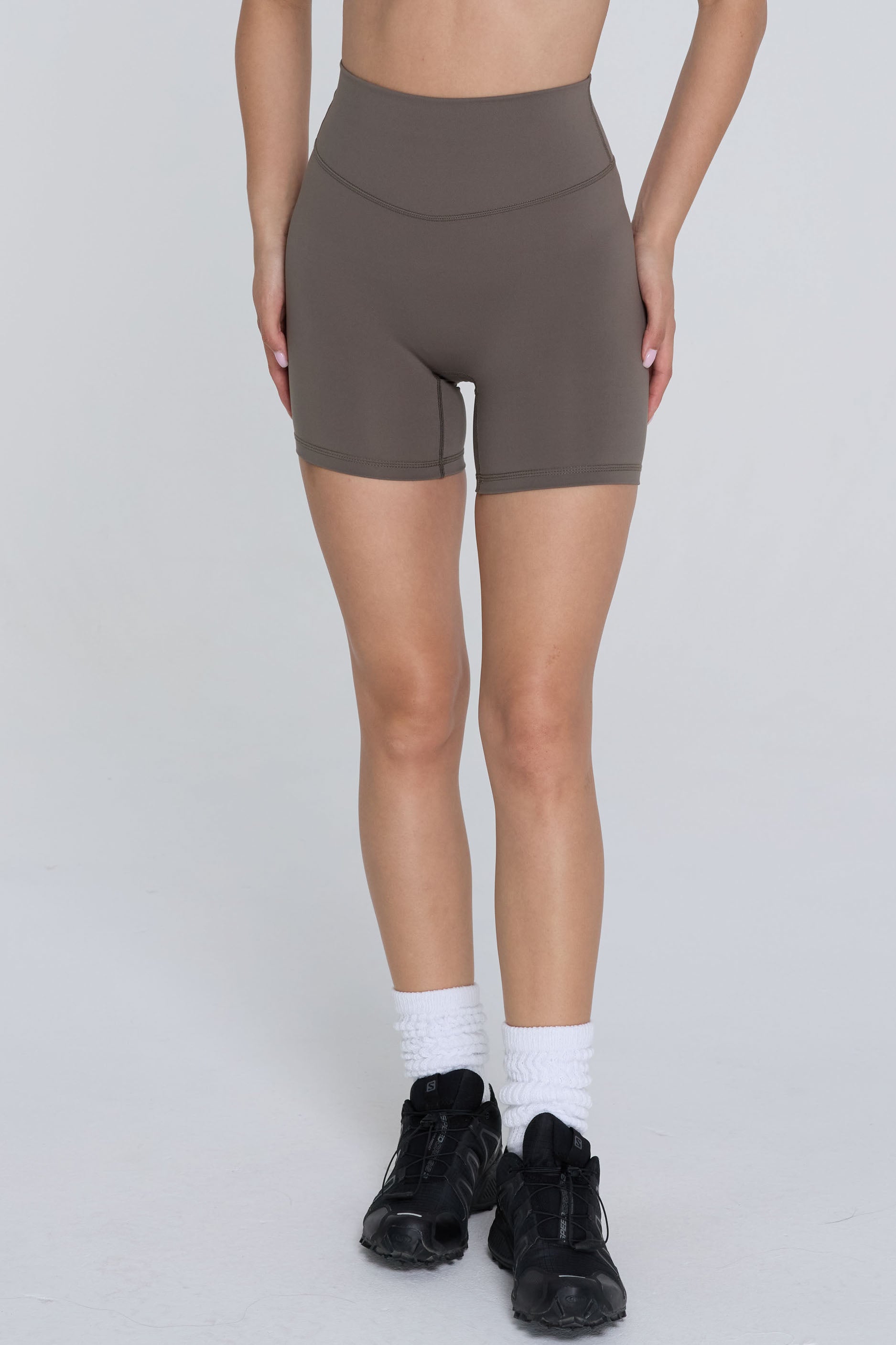 Core Shorts Walnut