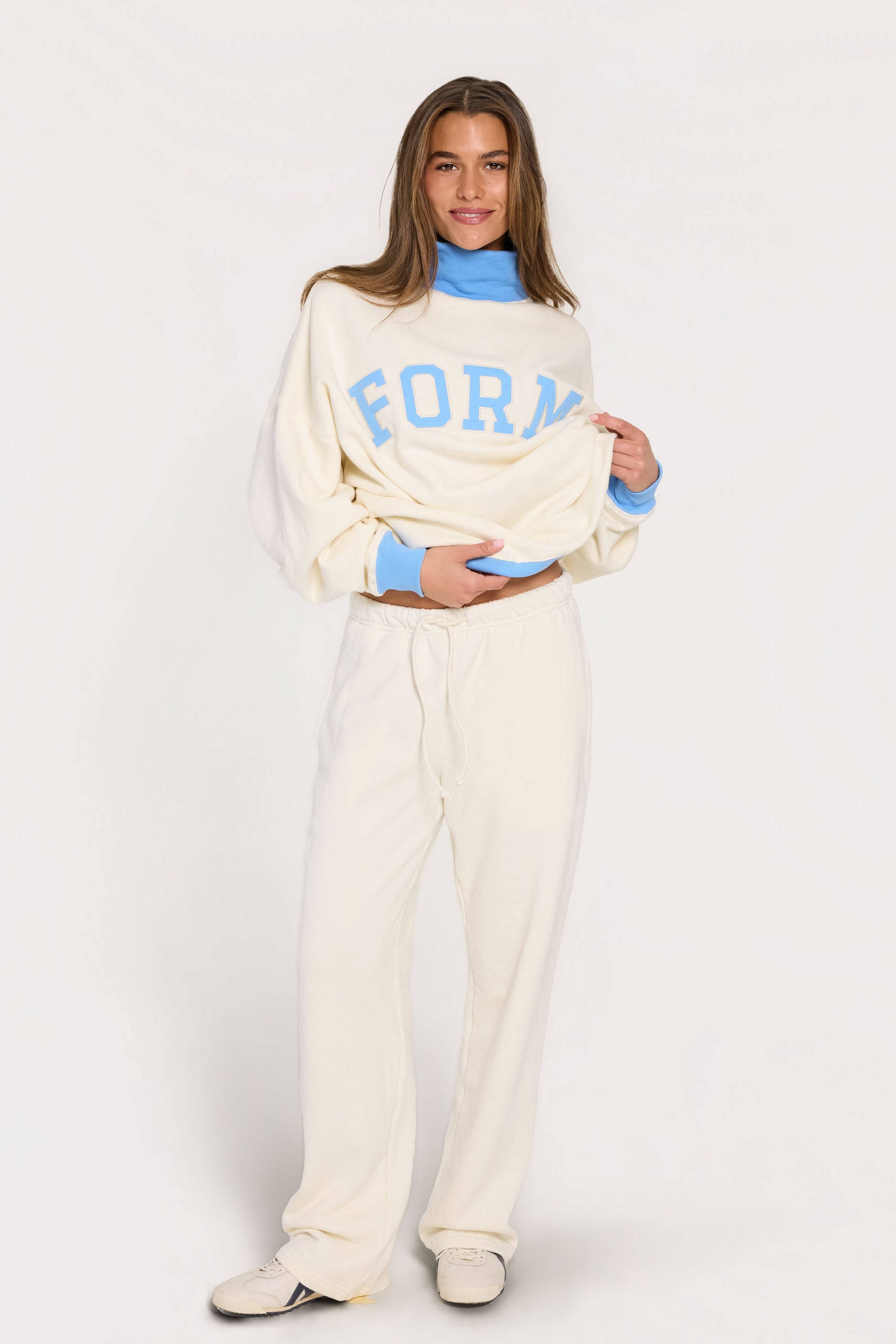 Straight Leg Sweatpants Cream