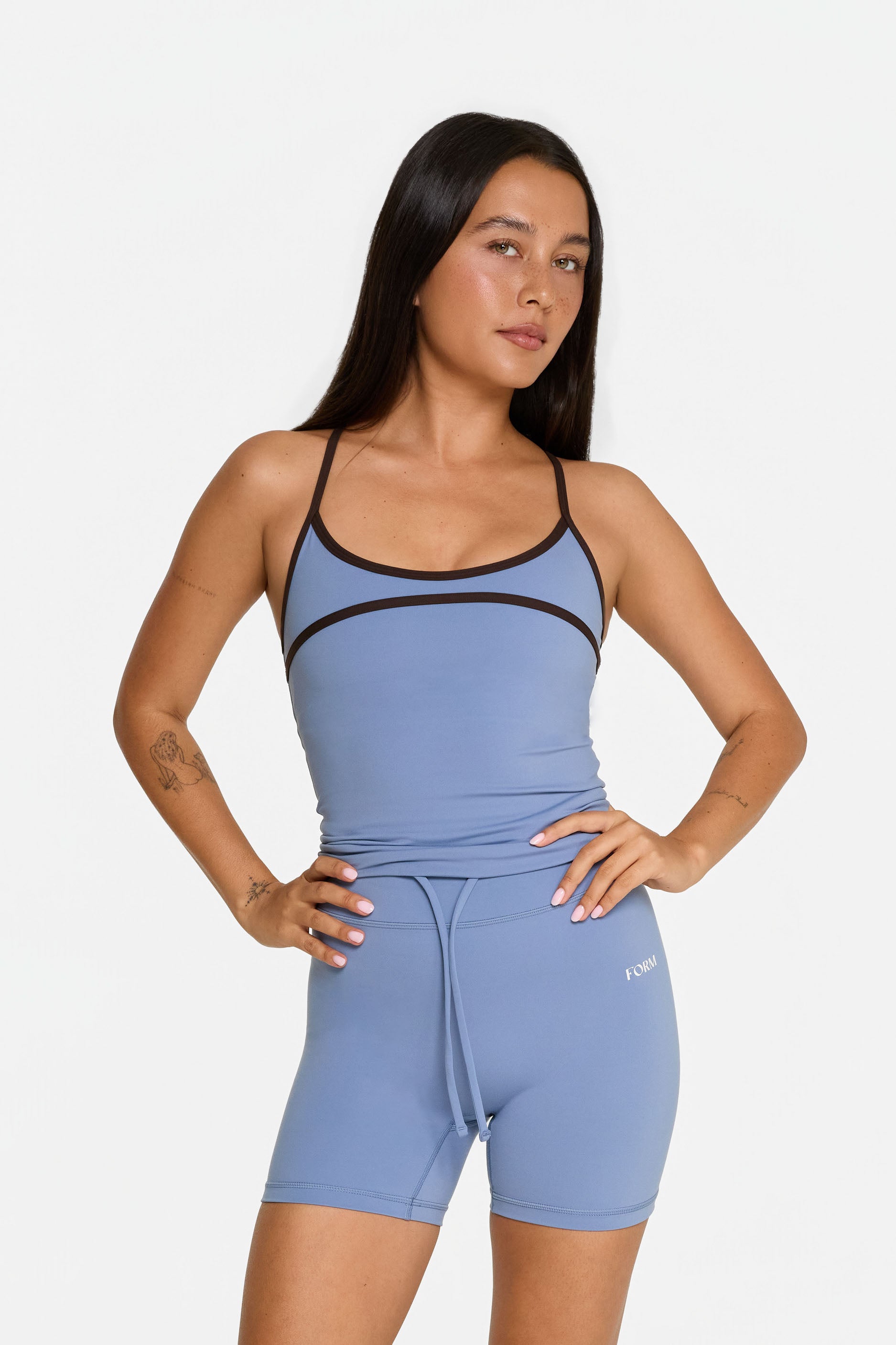 Scoop Contrast Cami Glacier/Espresso