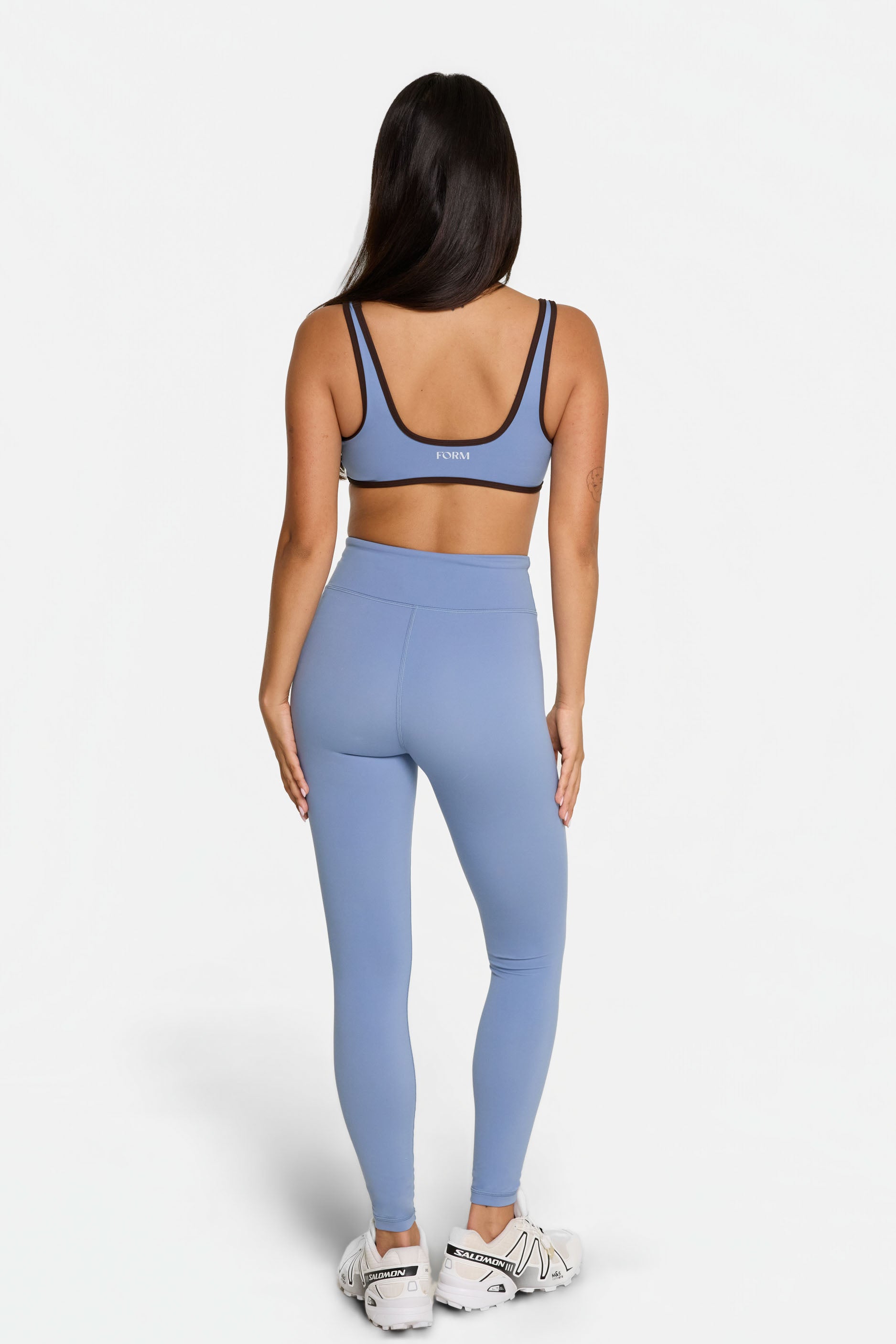 Curved Hem Bra Glacier/Espresso