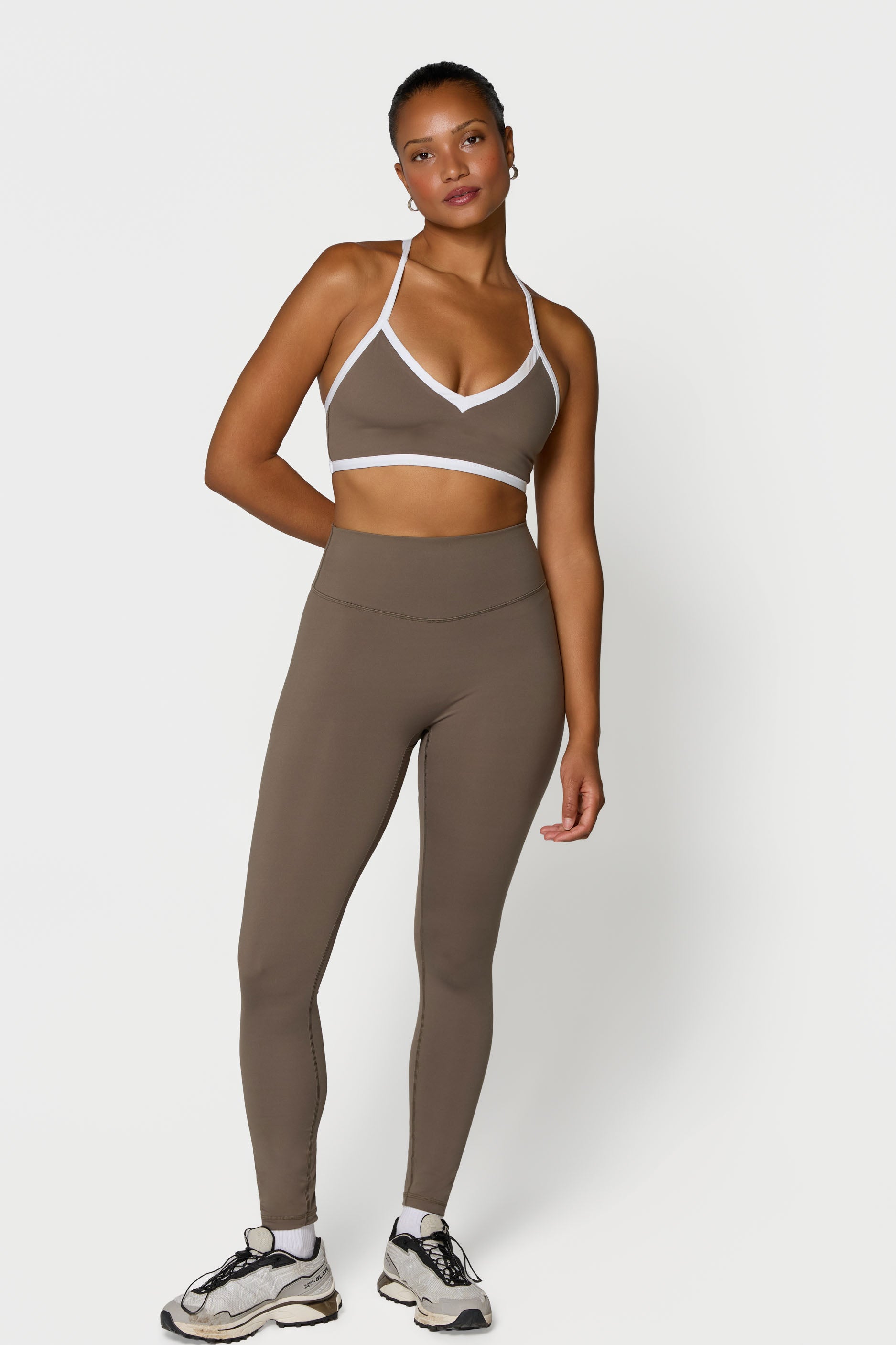 Reversible V Neck Bra Black/White Walnut/White
