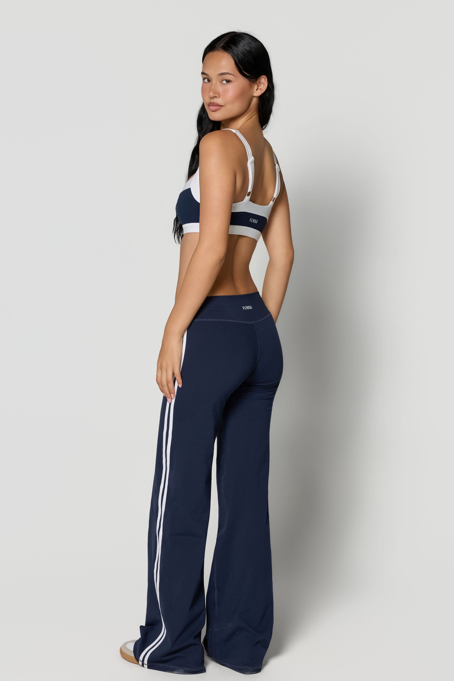 Straight Neck Bra Navy/White