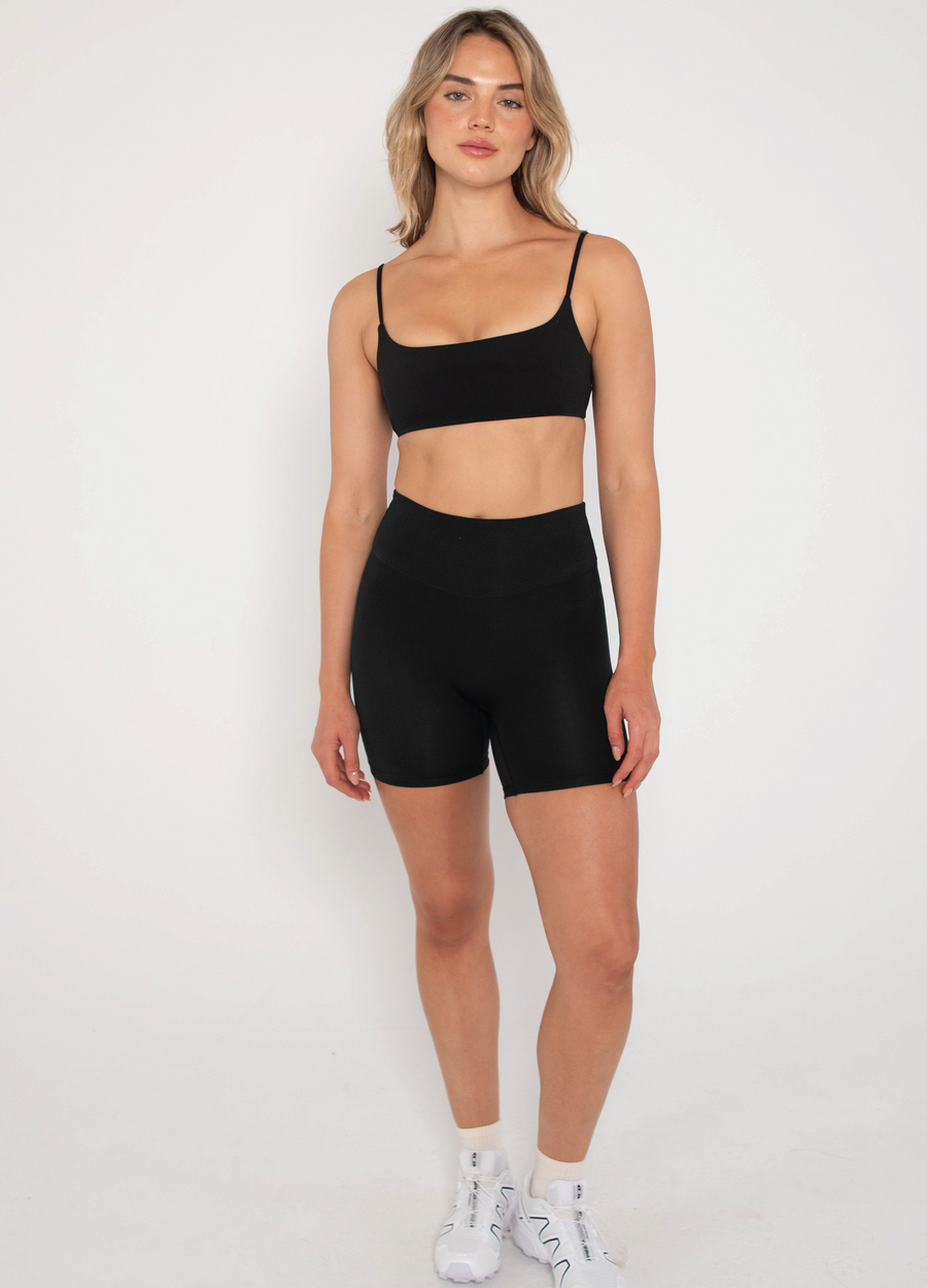 Core Shorts - Black