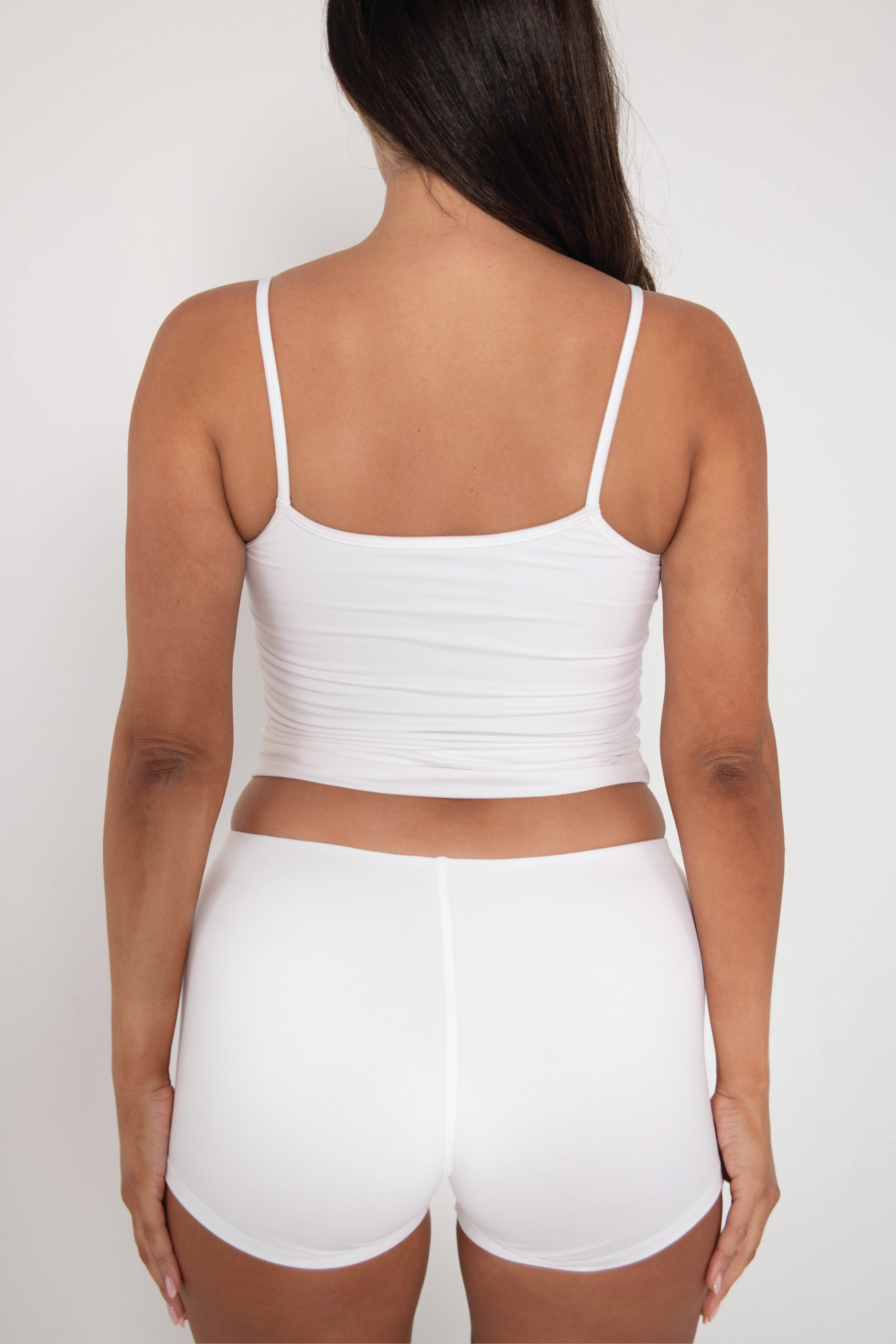 FORM Cotton Shorts   White
