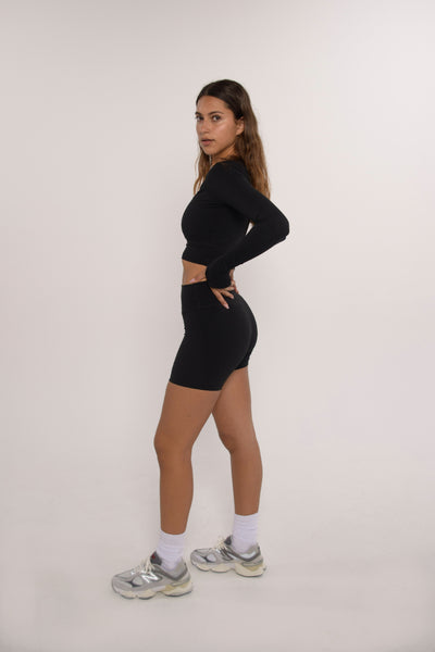 Square Long Sleeve - Black – FORM