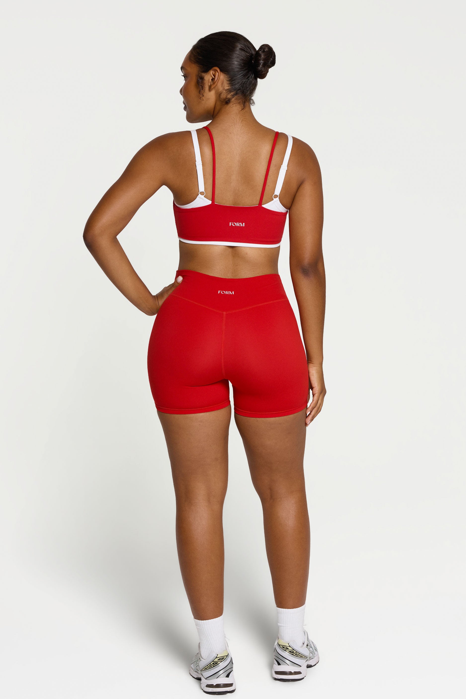 Core Shorts 5"   Cherry
