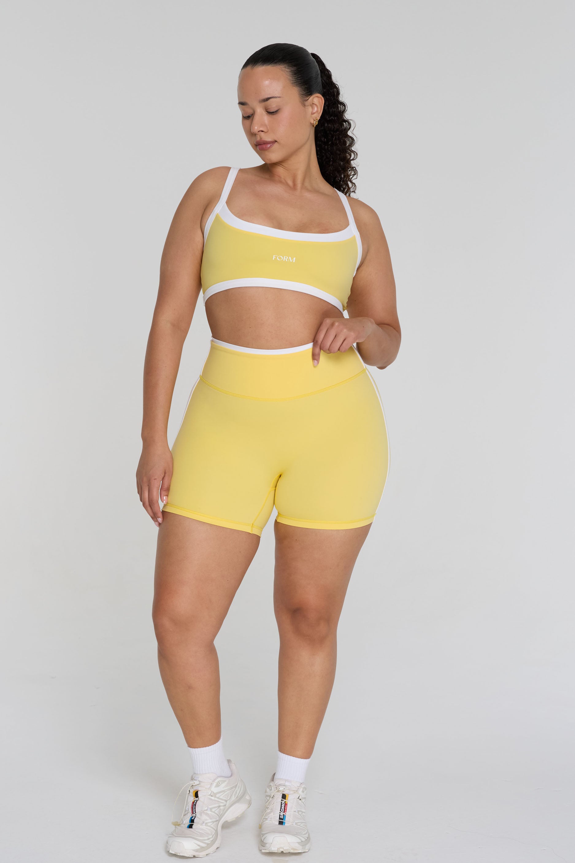 Two Tone Shorts   Daisy/White
