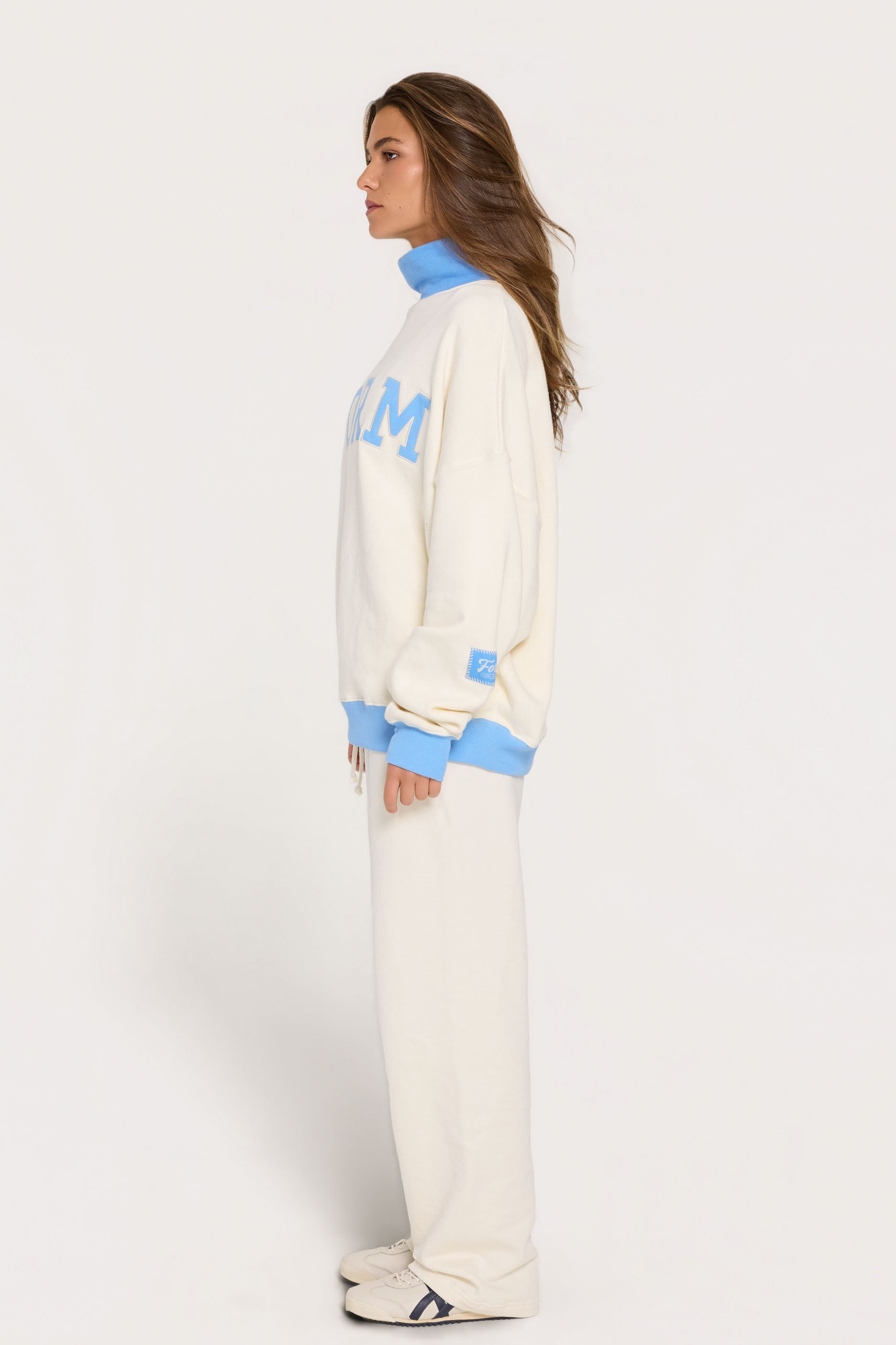 uniFORM Sweatshirt   Cream/Baby
