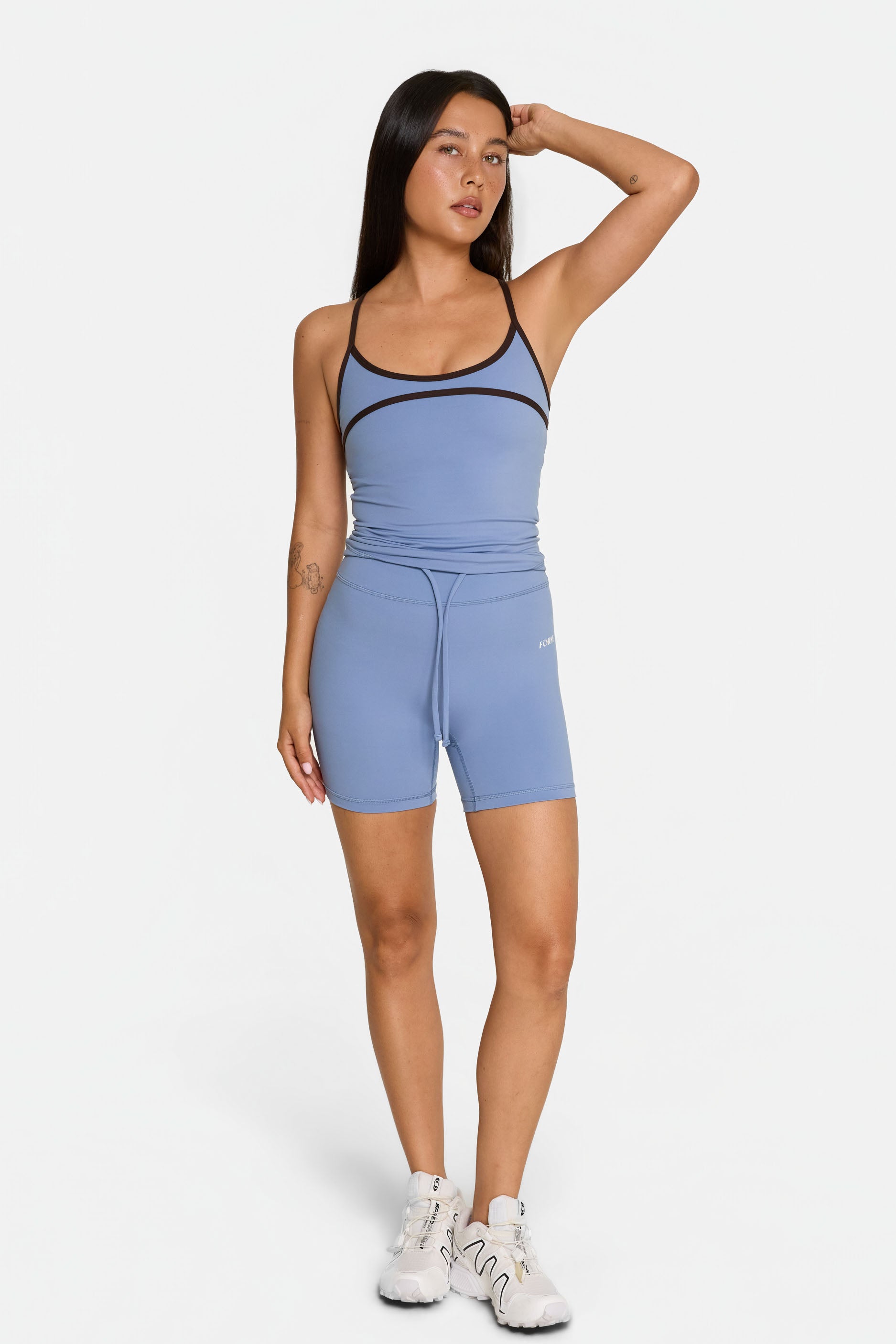 Scoop Contrast Cami   Glacier/Espresso
