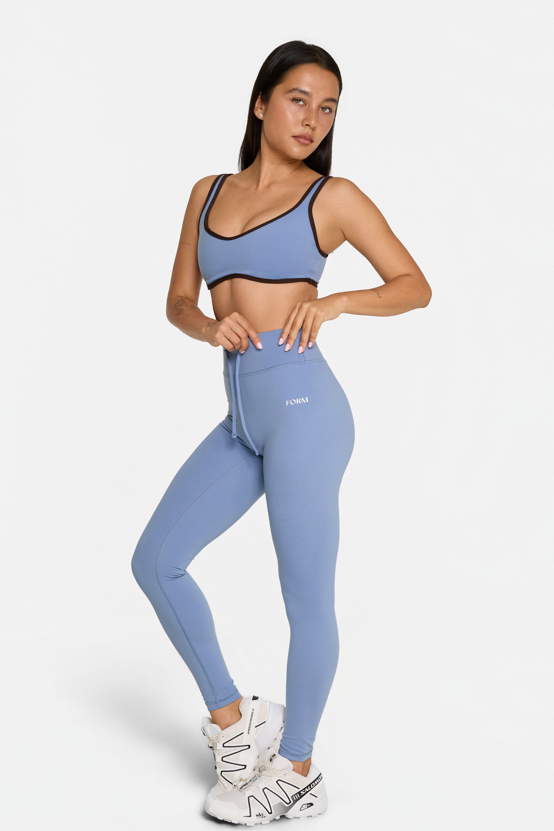 Curved Hem Bra   Glacier/Espresso
