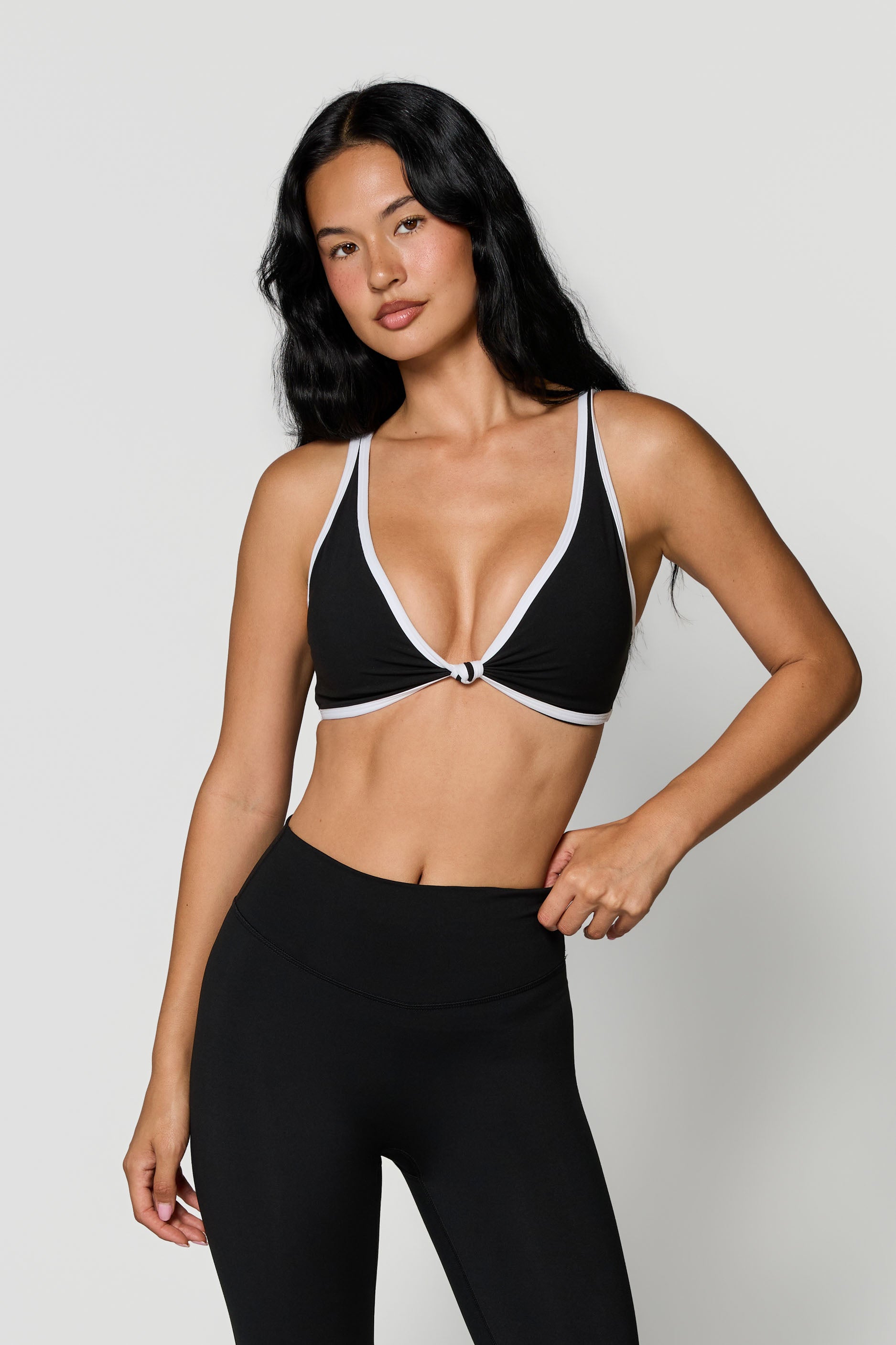 Knot Bra   Black/White
