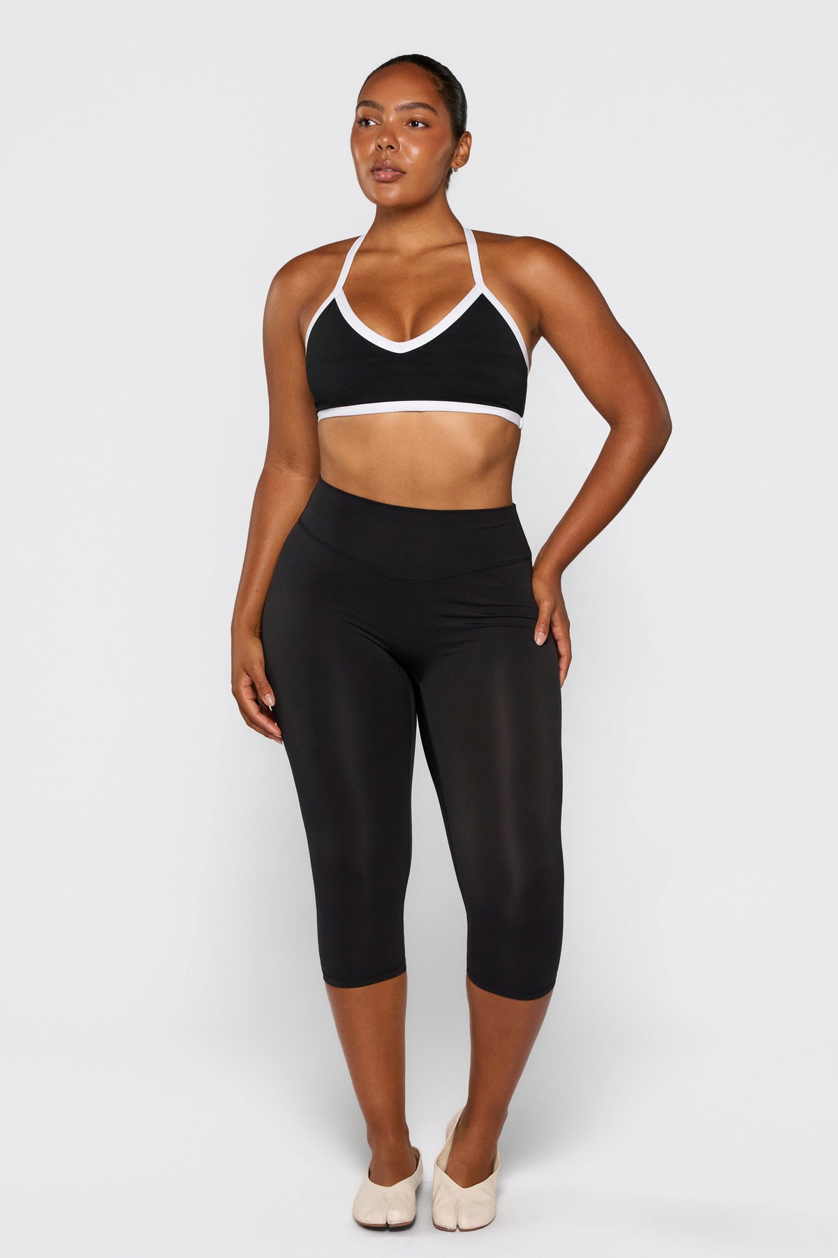 V Neck Bra   Black/White
