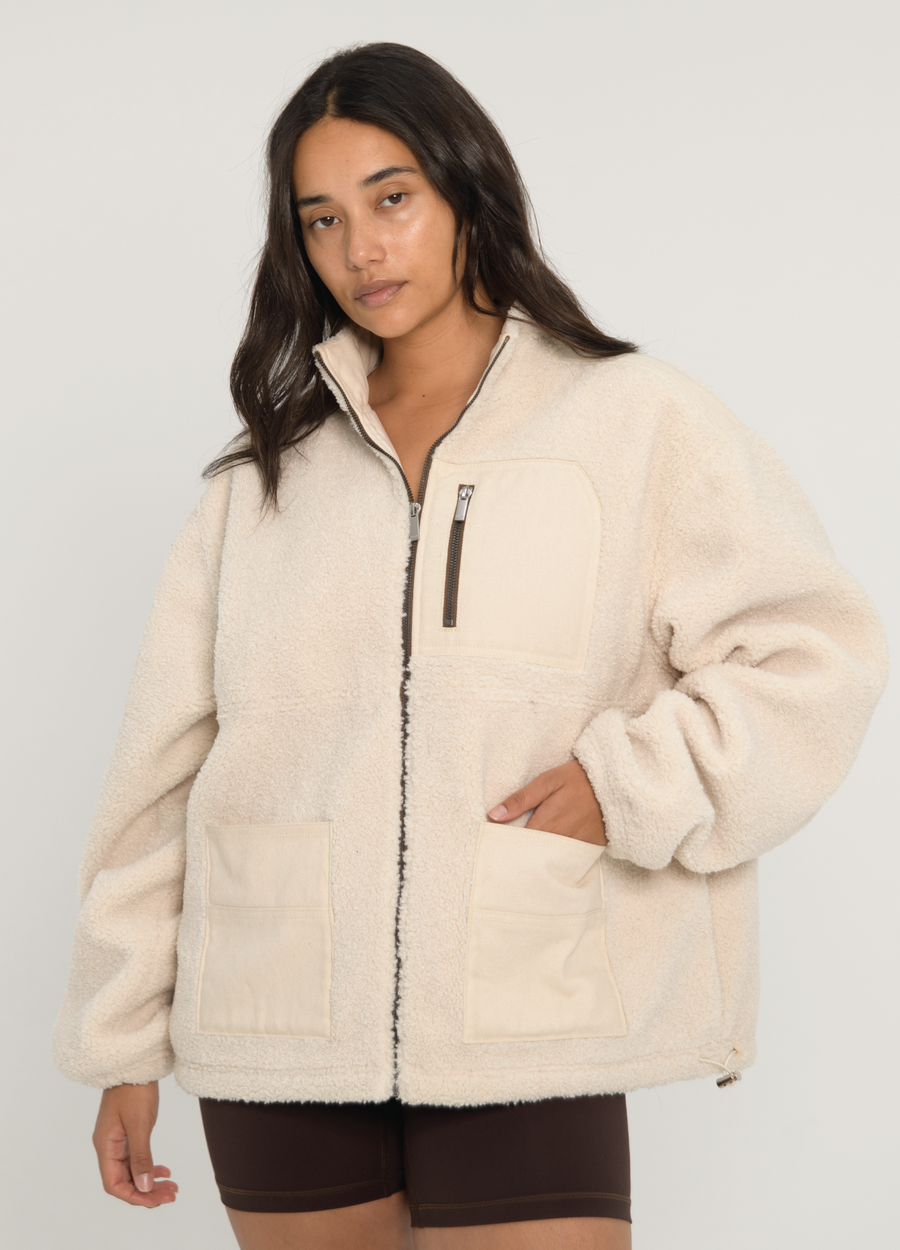 Cream sherpa coat hot sale