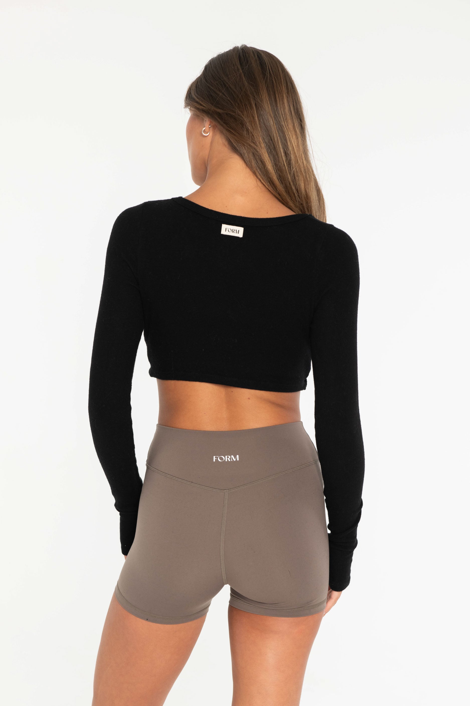 Twist Sweater    Black
