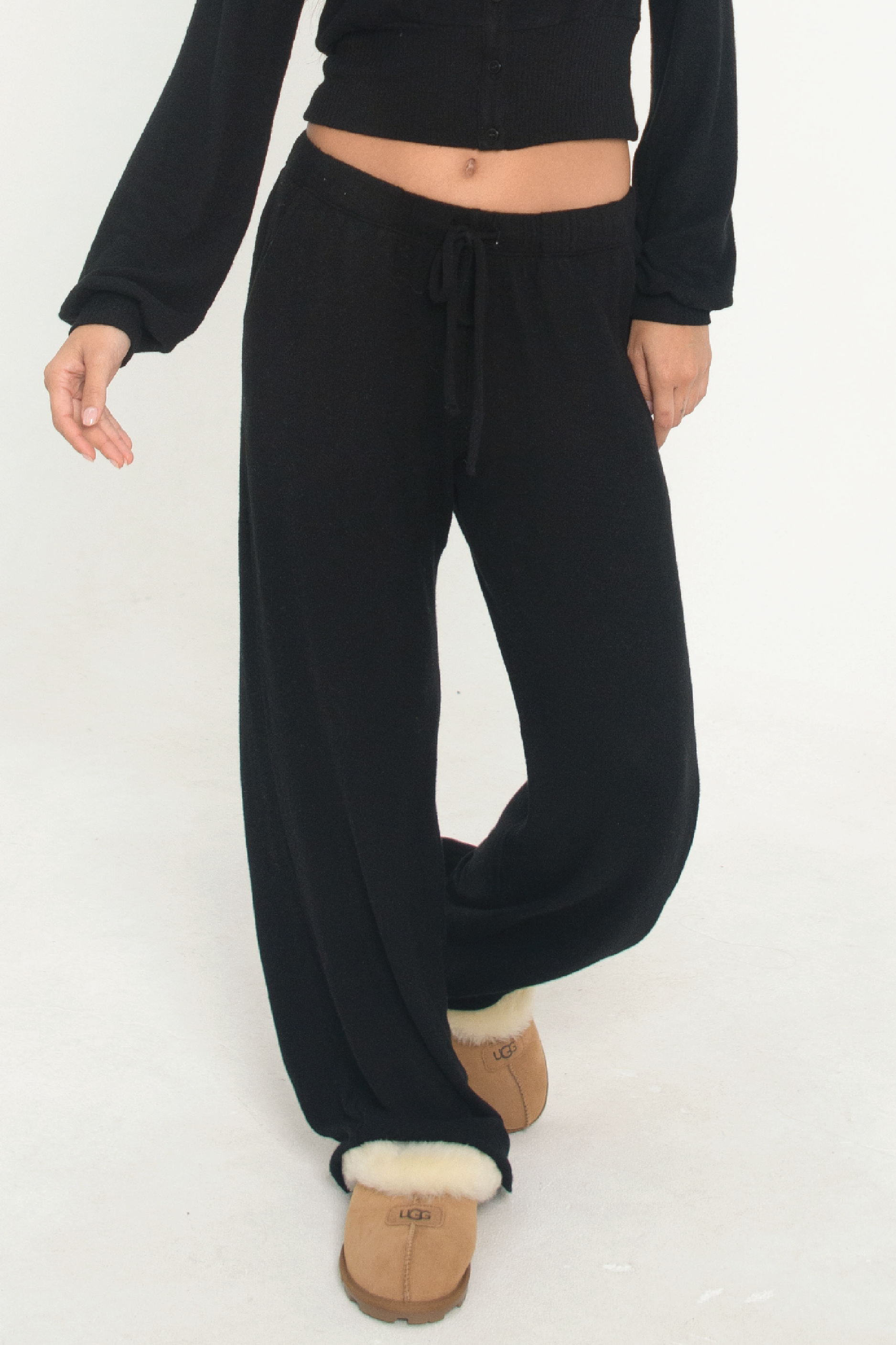 Sweater Pants   Black
